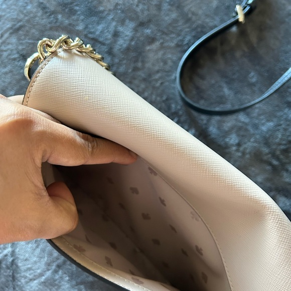 Kate Spade Taupe and White Chain Crossbody bag - Picture 6 of 12